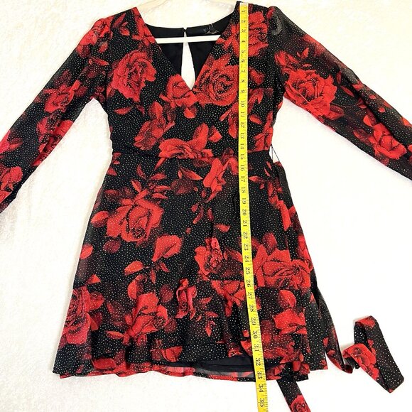 NEW! CITY TRIANGLES Dress Women 7 Floral Fit Flare Belted Sparkle Black Red - Picture 9 of 14